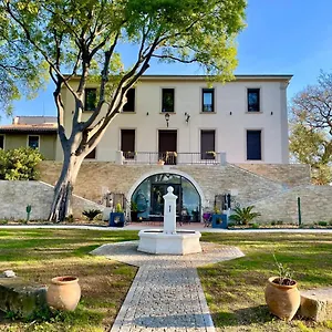 https://bastide-beaudinard.fr-provencehotel.com